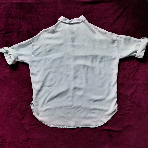 Thread & Supply L Chambray Slouchy Button Down Top - Picture 2 of 8